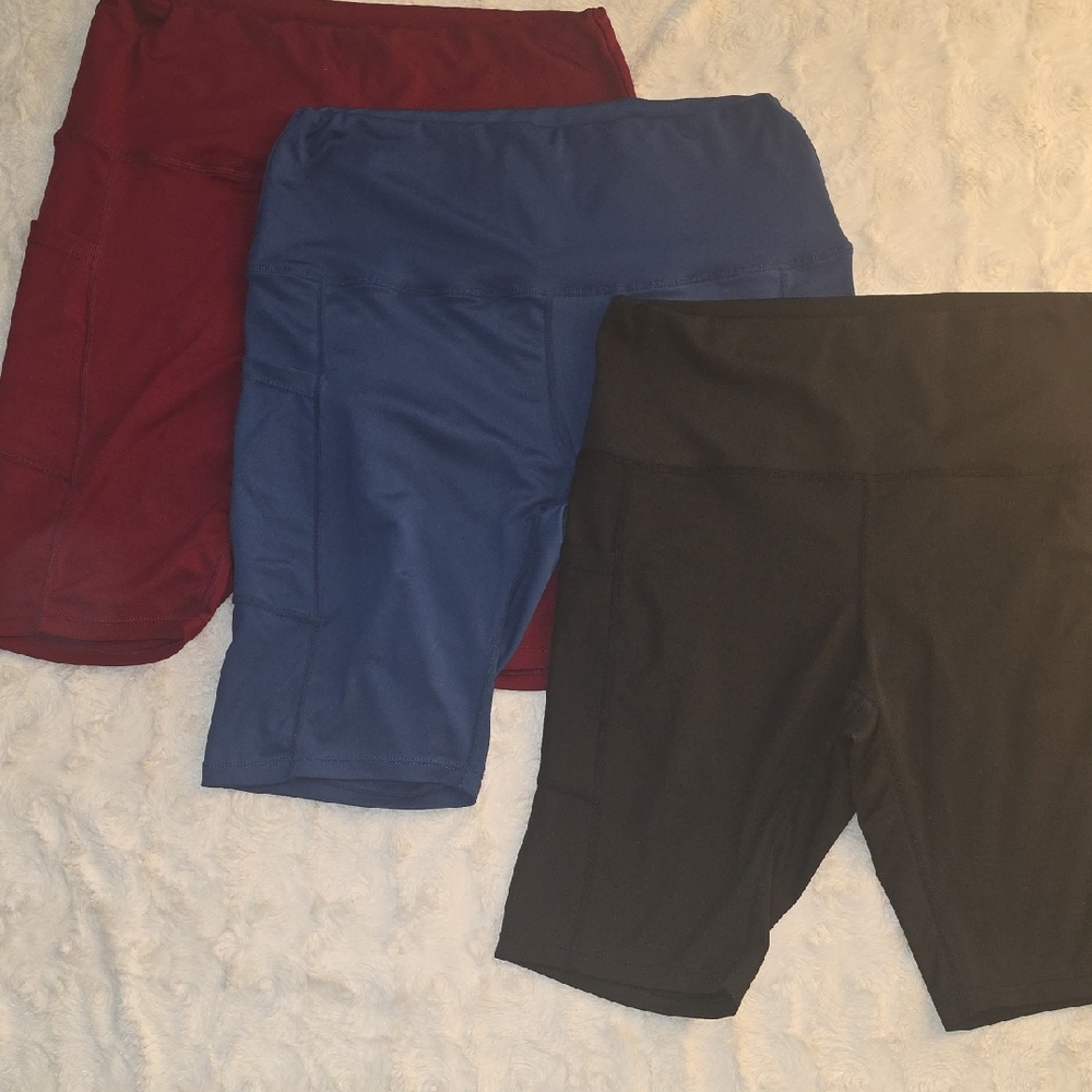 Women's Multi-Color Shorts Set
